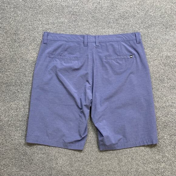Travis Mathew Shorts Mens 36 Blue Pinstripe Stretch Lightweight Performance Golf - Picture 8 of 10